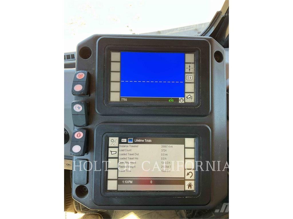 CAT 775G Liigendraamiga pinnaseveokid