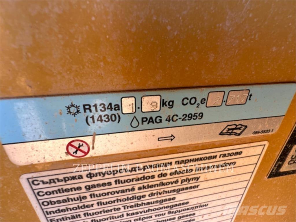 CAT 775G Liigendraamiga pinnaseveokid