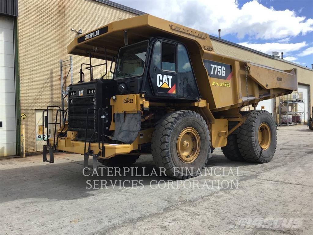CAT 775G Liigendraamiga pinnaseveokid