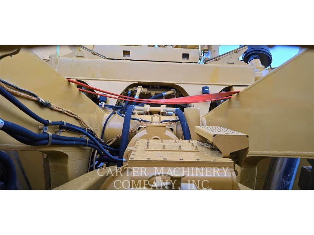 CAT 777D RBLD Liigendraamiga pinnaseveokid