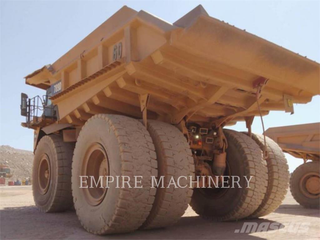 CAT 789D Liigendraamiga pinnaseveokid