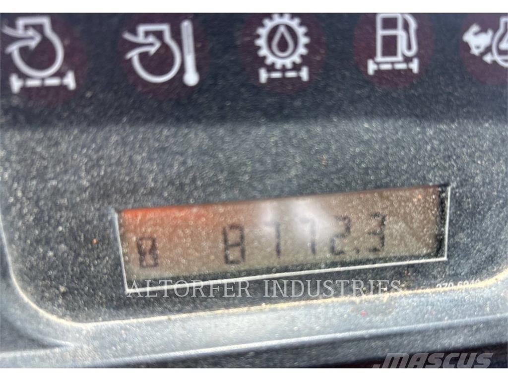 CAT 815F2 Pinnasetihendajad