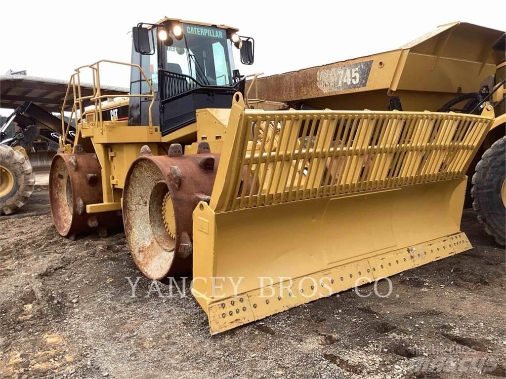 CAT 826H Pinnasetihendajad