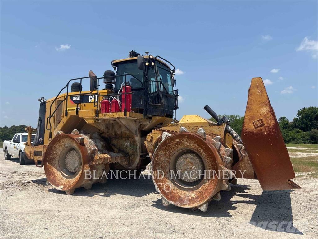 CAT 826K Pinnasetihendajad