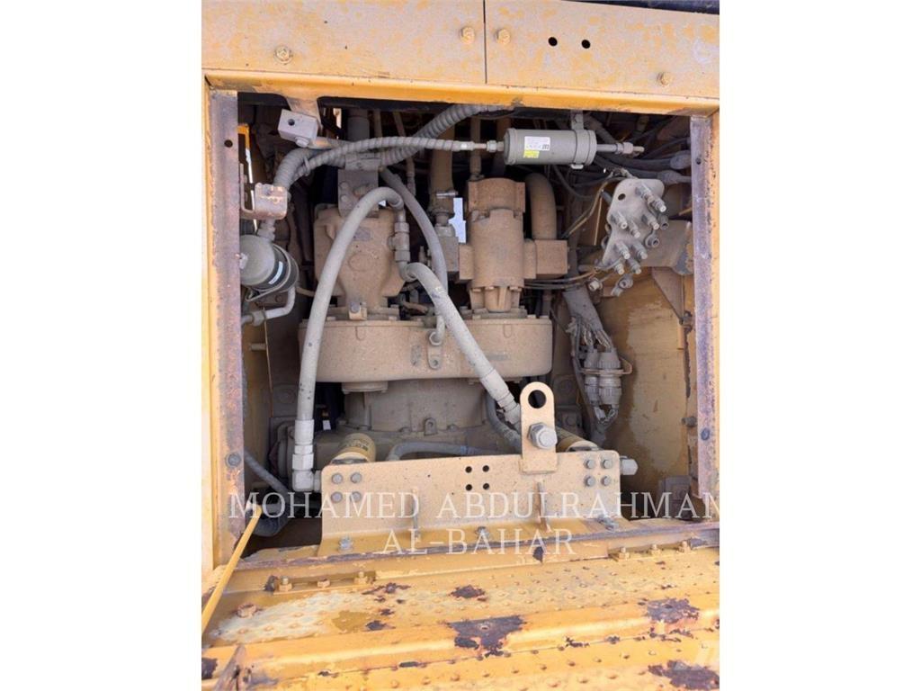 CAT 834H Ratasbuldooserid