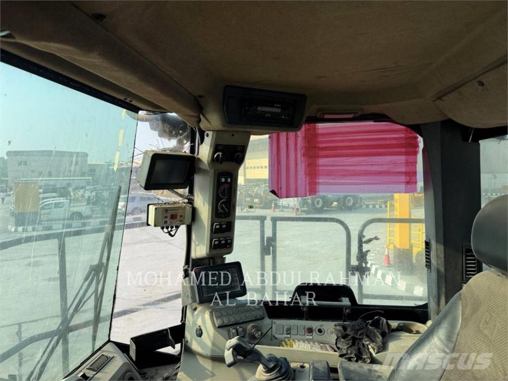 CAT 834K Ratasbuldooserid