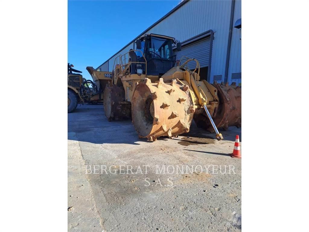CAT 836K Ratasbuldooserid