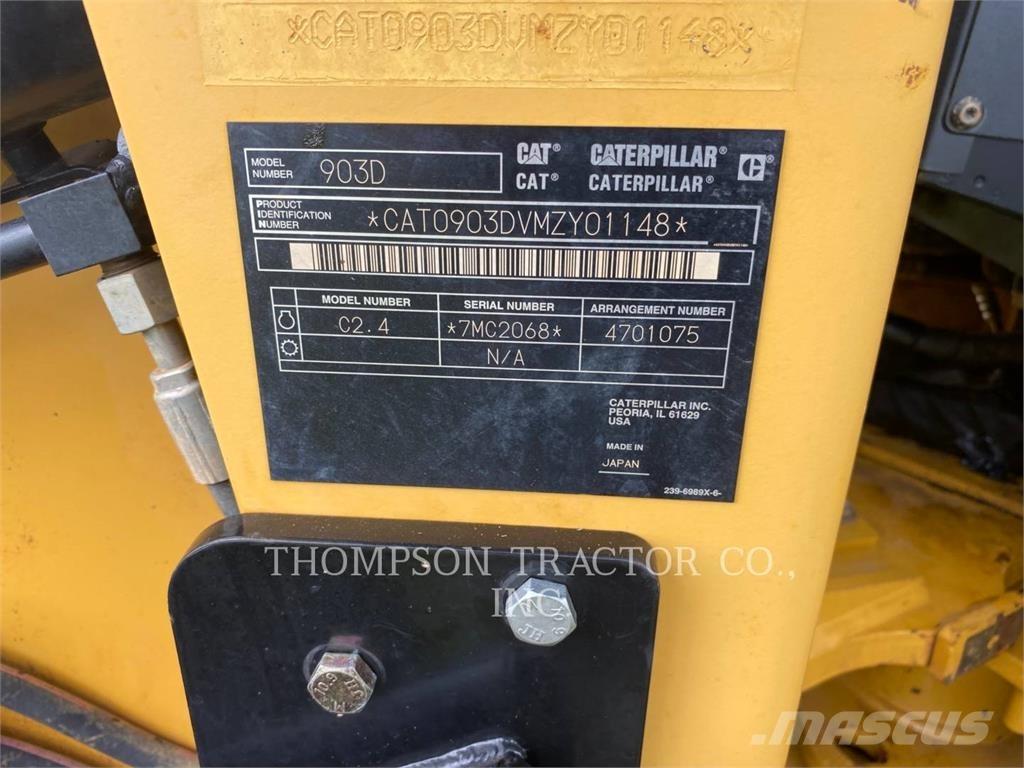 CAT 903 D Rataslaadurid
