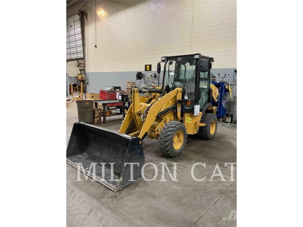 CAT 903D Rataslaadurid