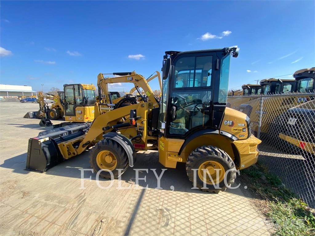 CAT 903D Rataslaadurid