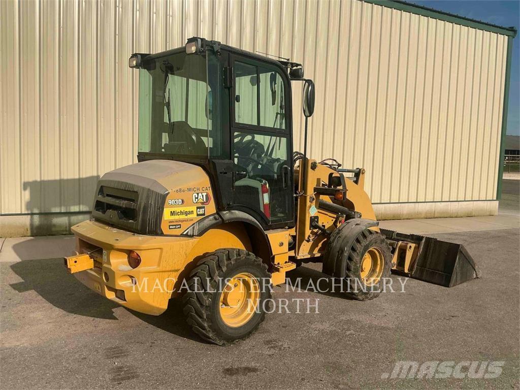 CAT 903D HARW Rataslaadurid