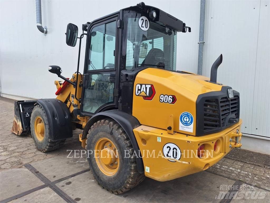 CAT 906-14 Rataslaadurid