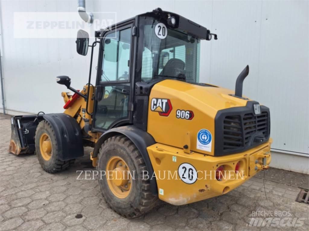 CAT 906-14 Rataslaadurid