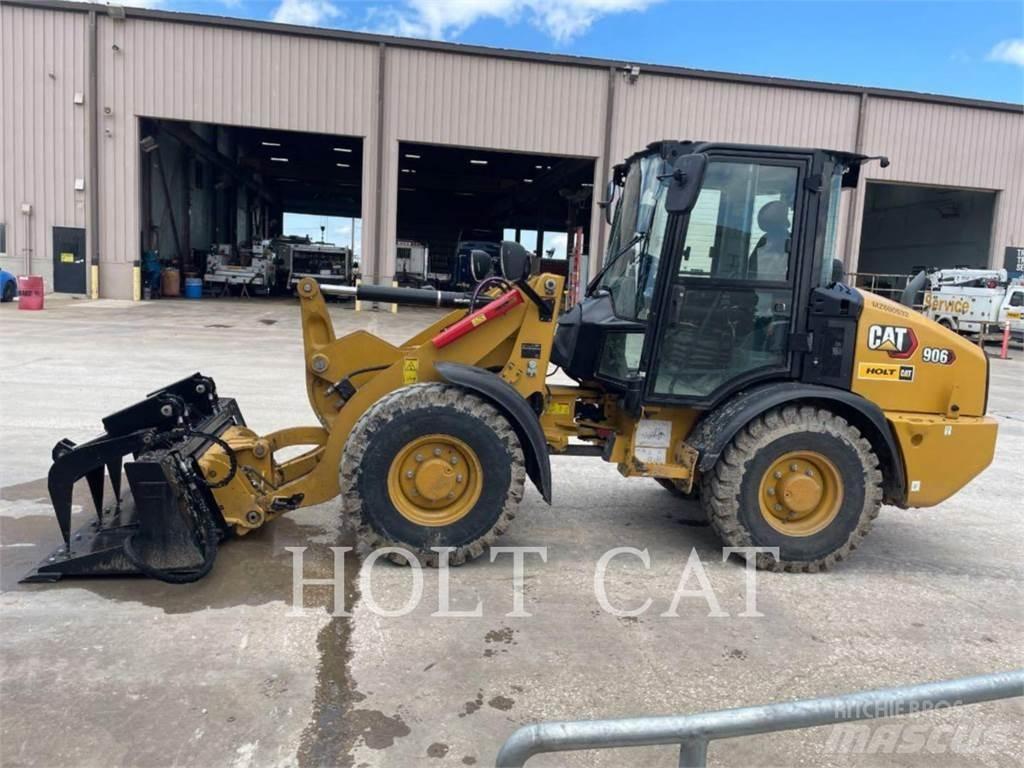 CAT 906 CAB Rataslaadurid