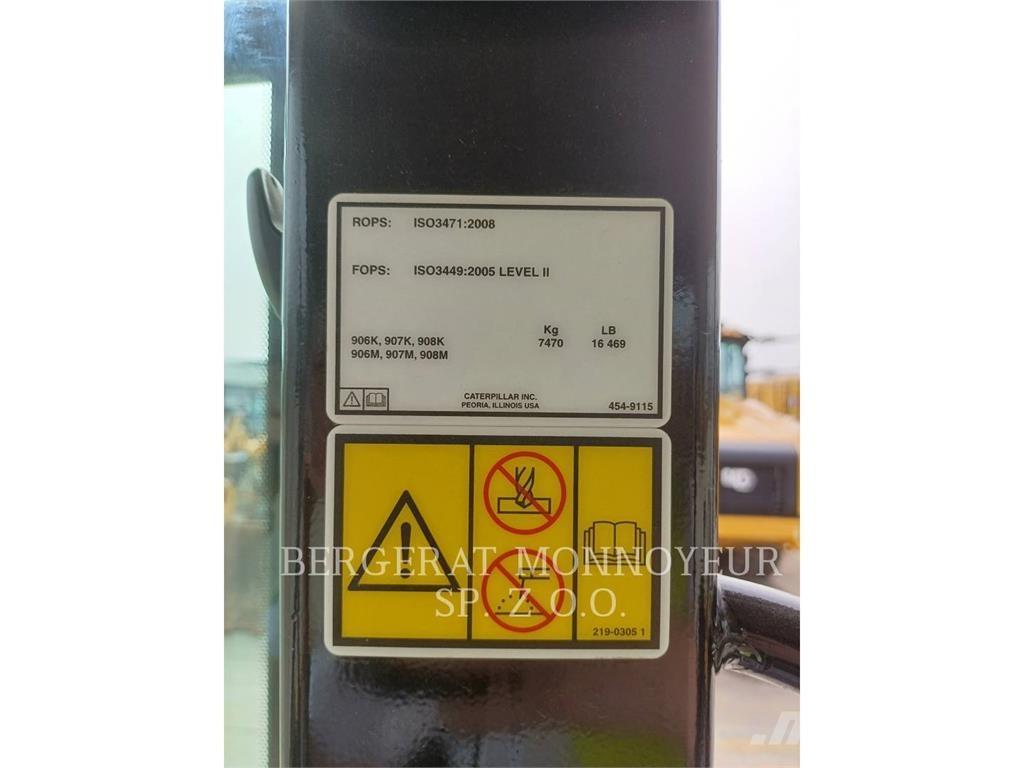 CAT 906 M Rataslaadurid