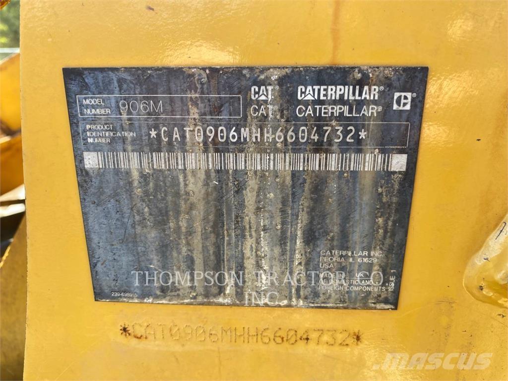 CAT 906 M Rataslaadurid