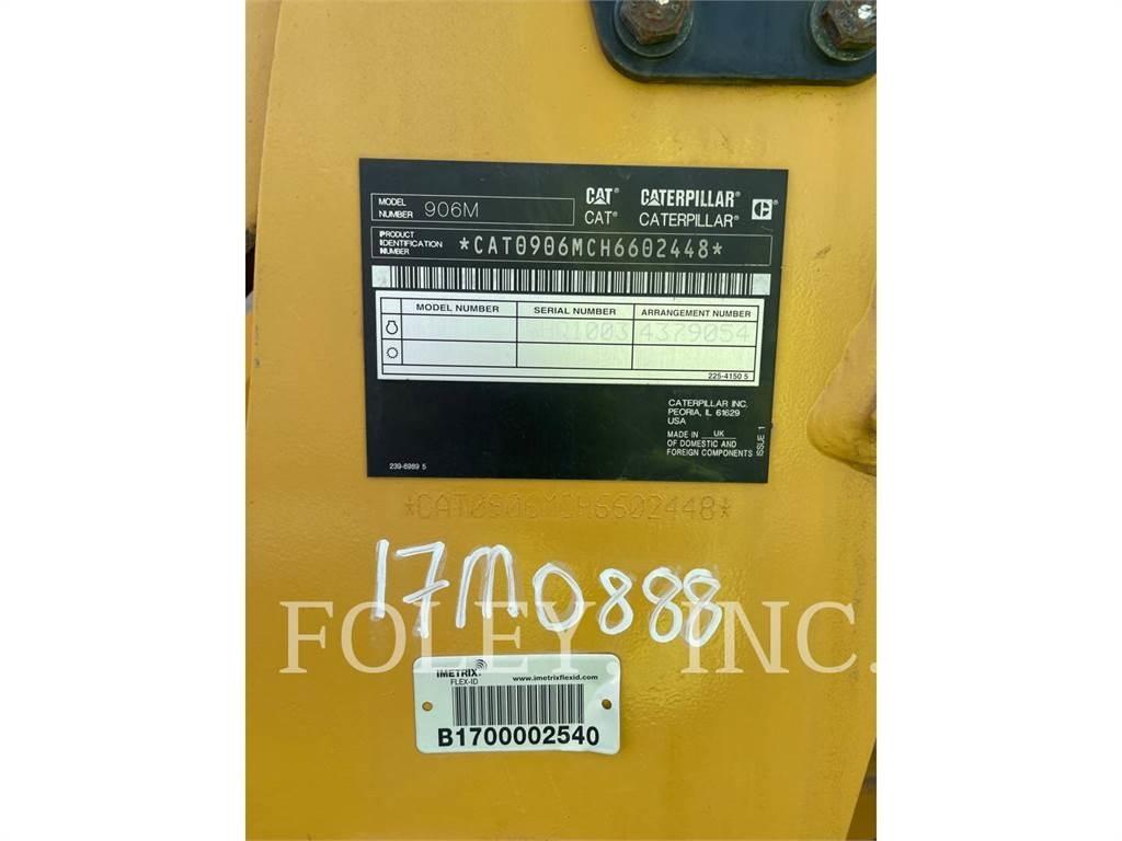 CAT 906M Rataslaadurid