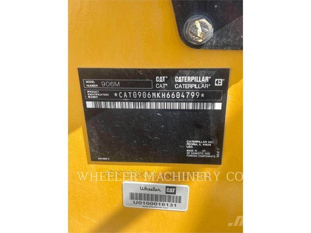 CAT 906M Rataslaadurid