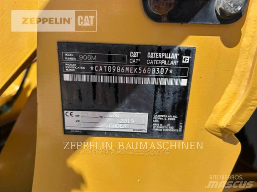 CAT 906M Rataslaadurid