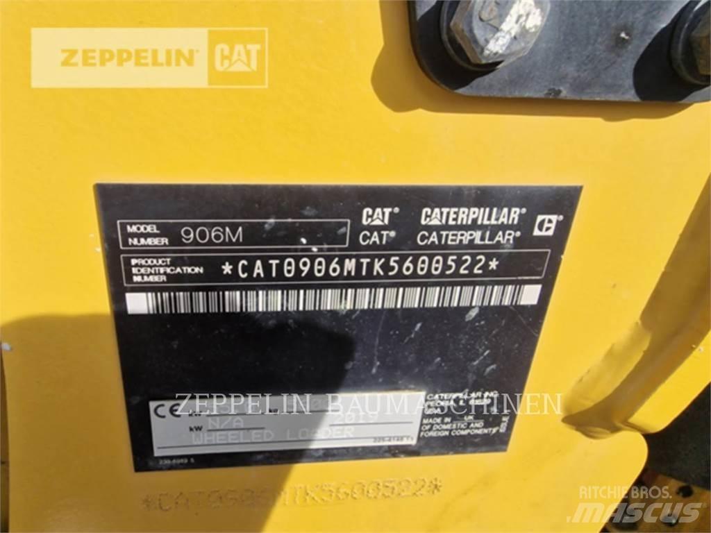 CAT 906M Rataslaadurid