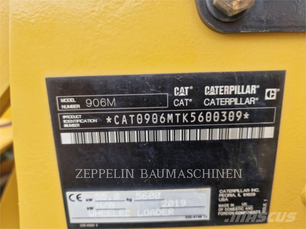 CAT 906M Rataslaadurid