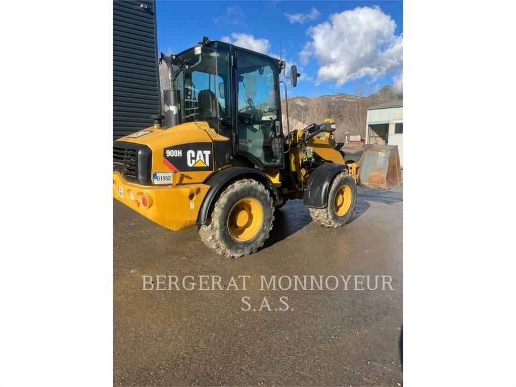 CAT 908 Rataslaadurid