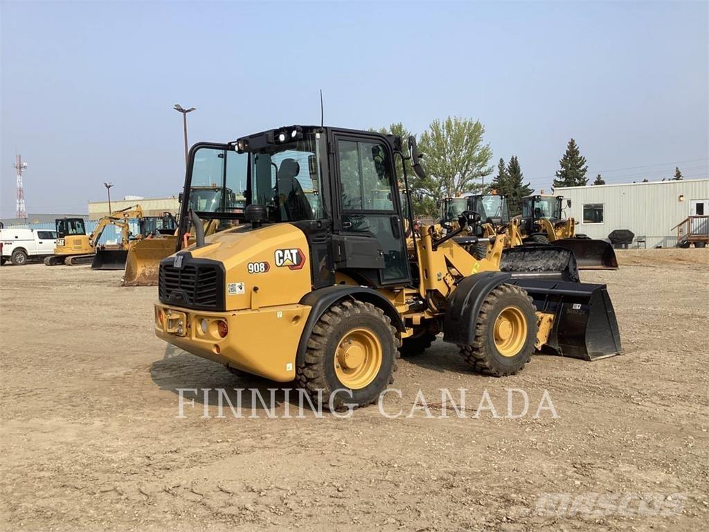 CAT 908 Rataslaadurid