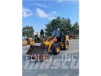 CAT 908-14 Rataslaadurid