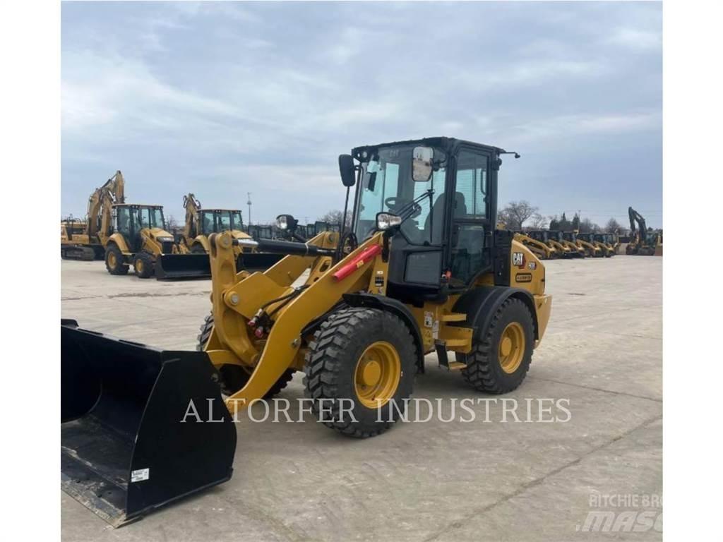 CAT 908-14 Rataslaadurid