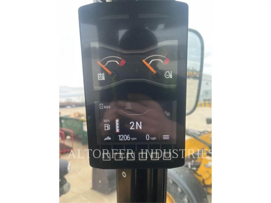 CAT 908-14 Rataslaadurid