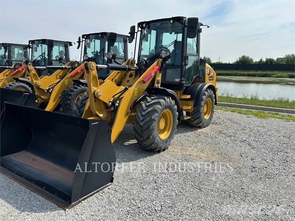 CAT 908-14 Rataslaadurid