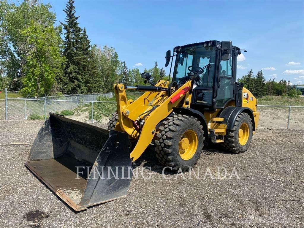 CAT 908-14 Rataslaadurid