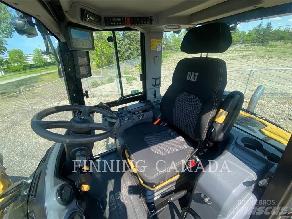 CAT 908-14 Rataslaadurid