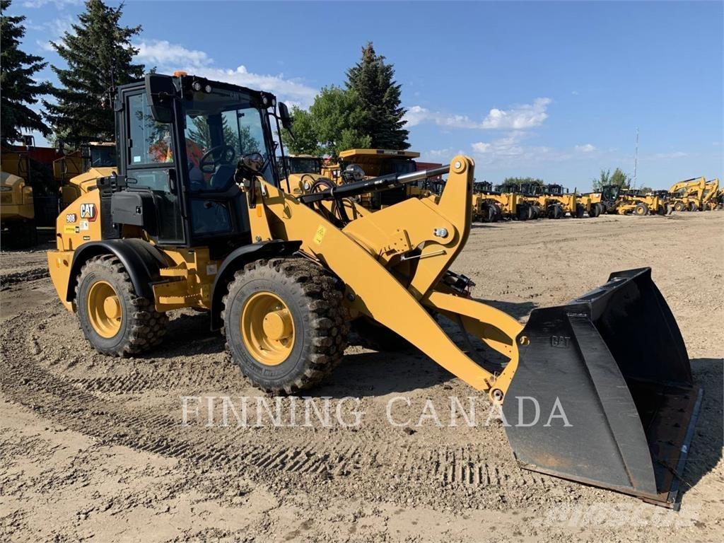 CAT 908-14 Rataslaadurid