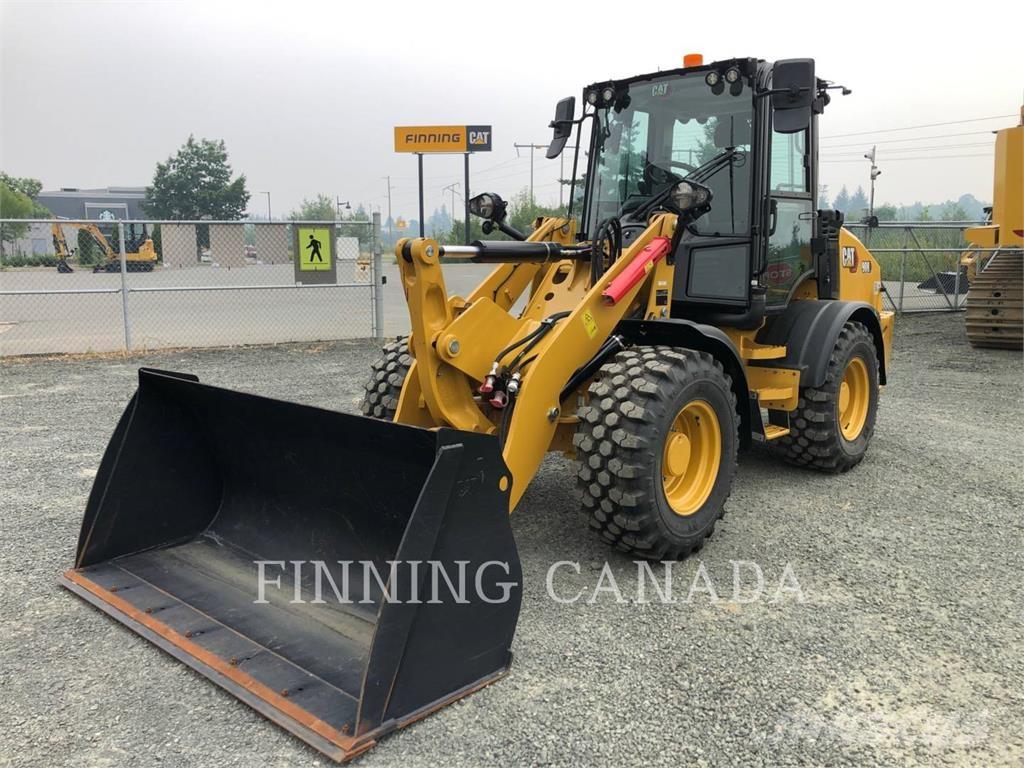 CAT 908-14 Rataslaadurid