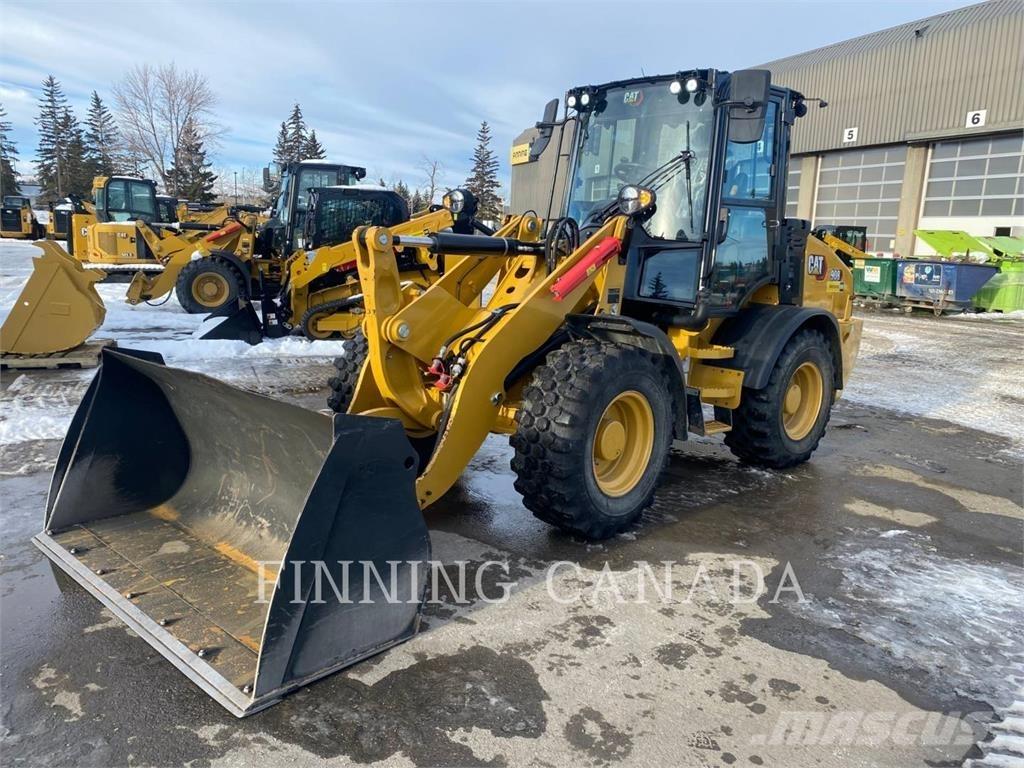 CAT 908-14 Rataslaadurid