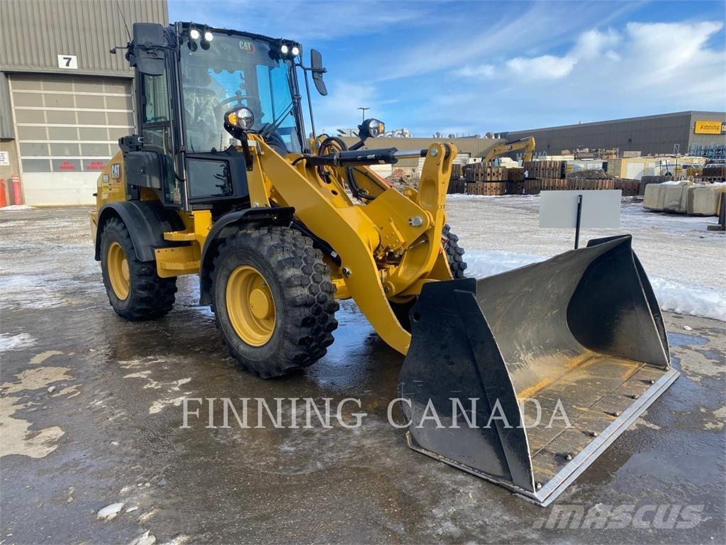 CAT 908-14 Rataslaadurid