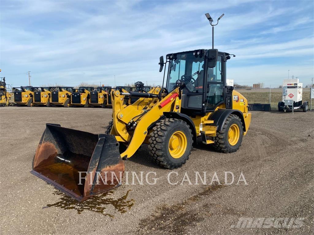 CAT 908-14 Rataslaadurid