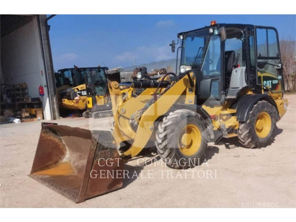 CAT 908 M Rataslaadurid