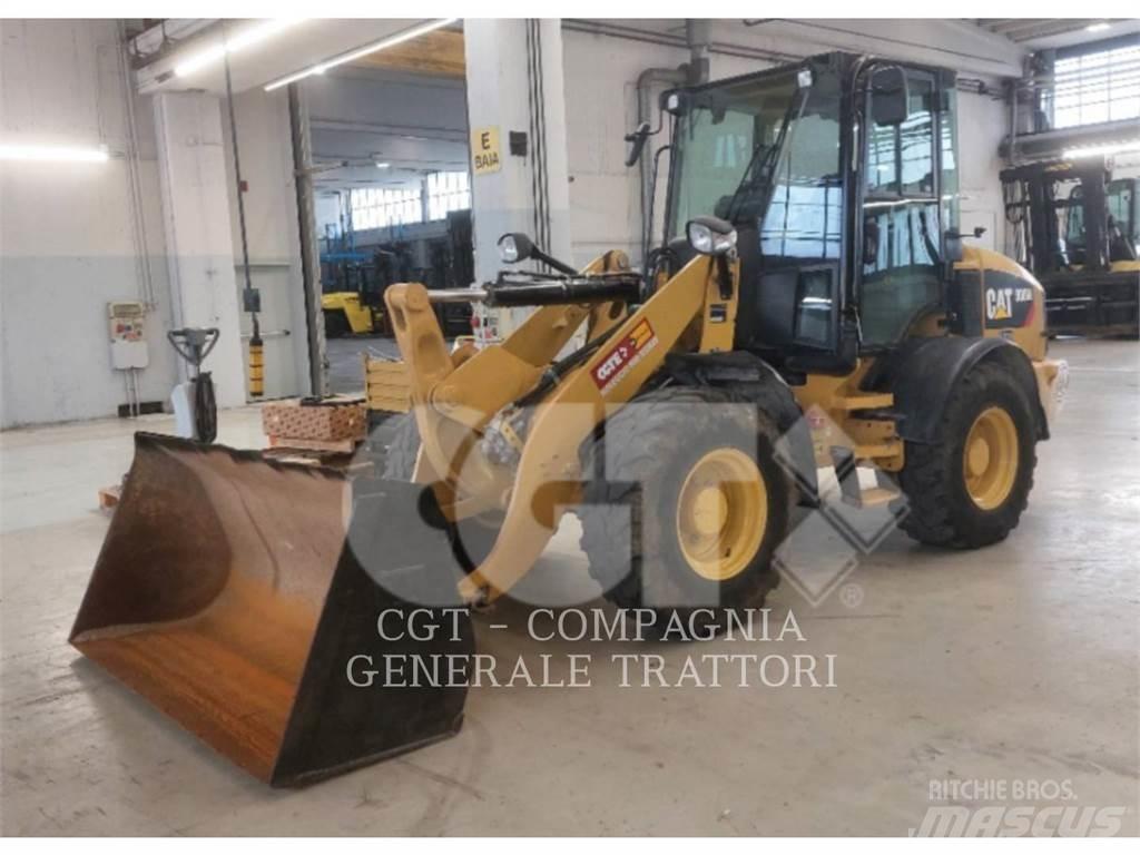 CAT 908 M Rataslaadurid