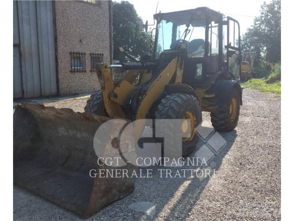 CAT 908H Rataslaadurid