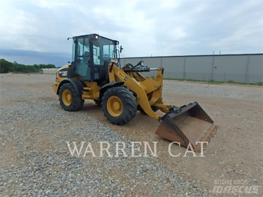 CAT 908M Rataslaadurid