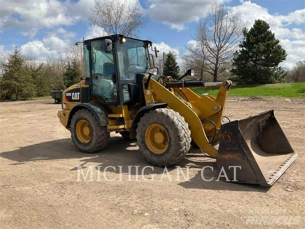 CAT 908M Rataslaadurid