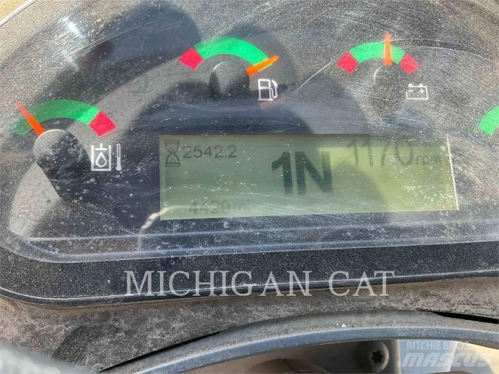 CAT 908M Rataslaadurid