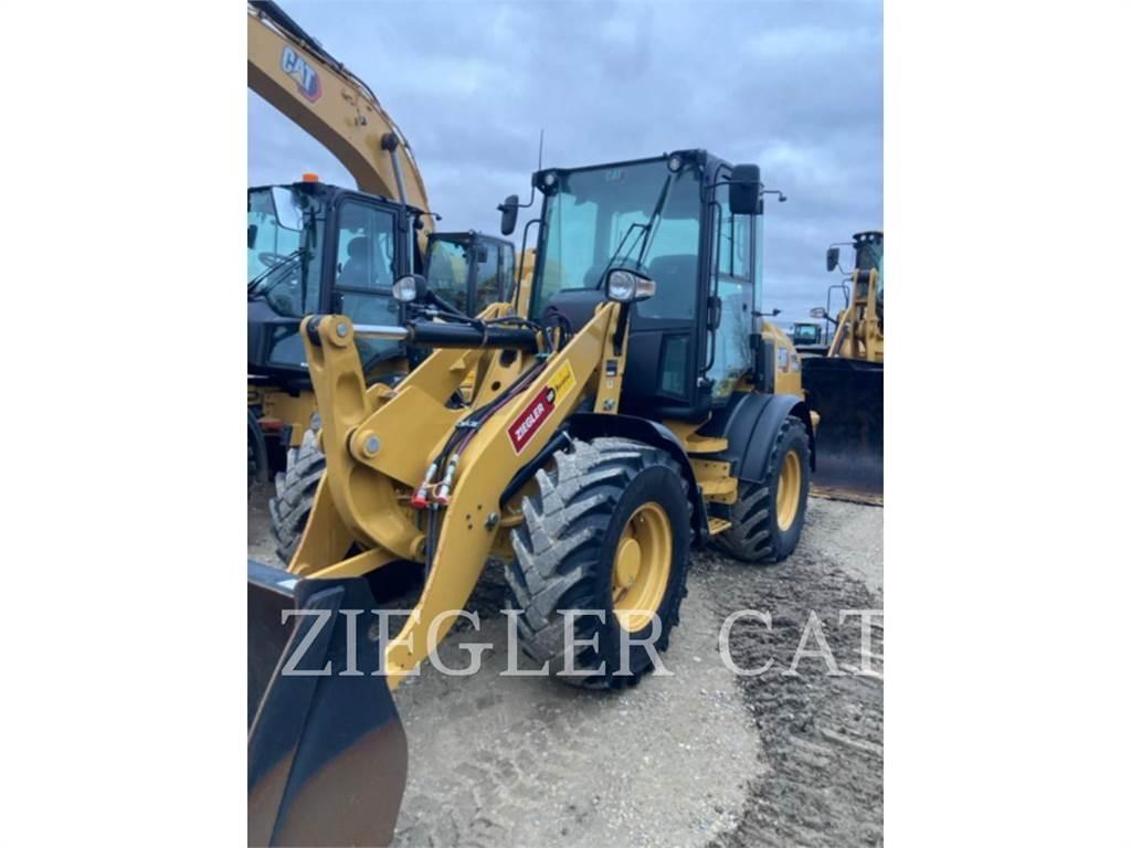 CAT 908M Rataslaadurid
