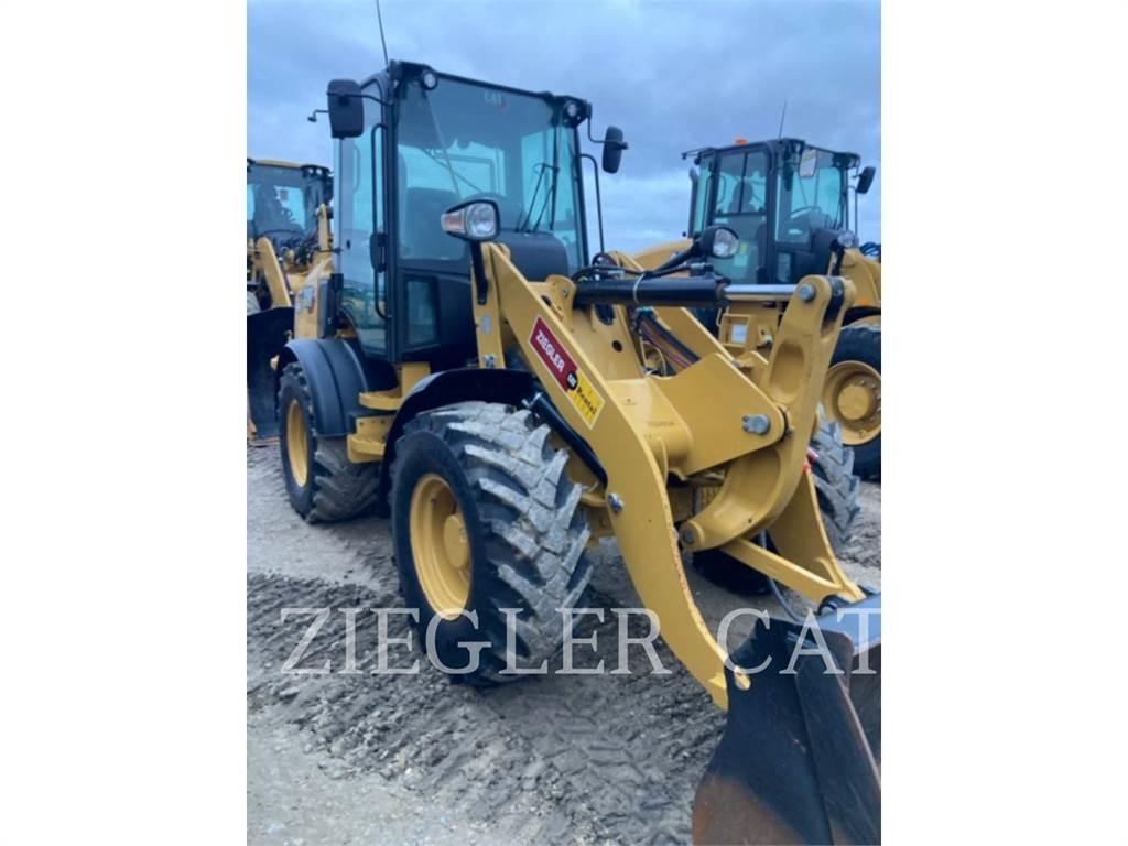 CAT 908M Rataslaadurid
