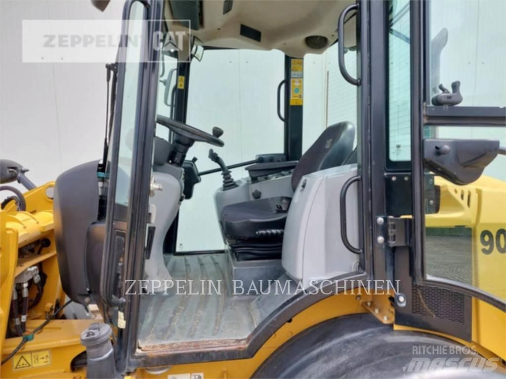 CAT 908M Rataslaadurid