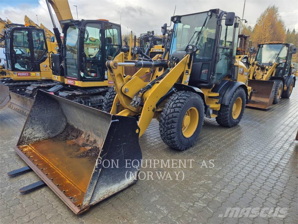 CAT 908M Rataslaadurid