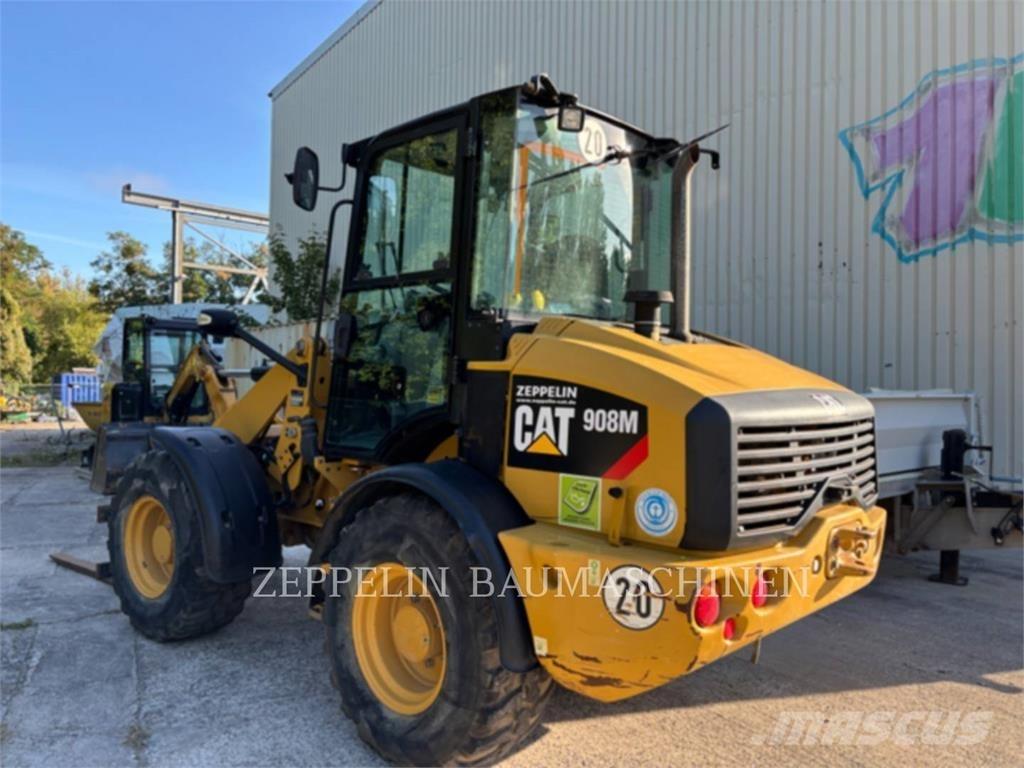 CAT 908M Rataslaadurid
