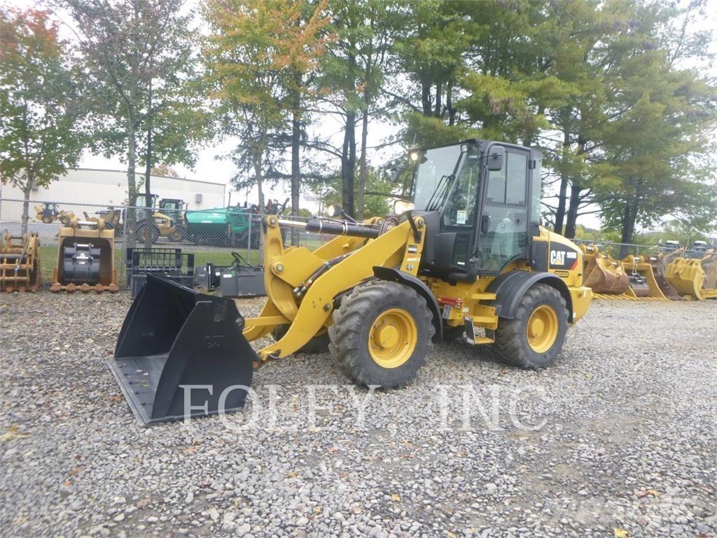 CAT 908M Rataslaadurid